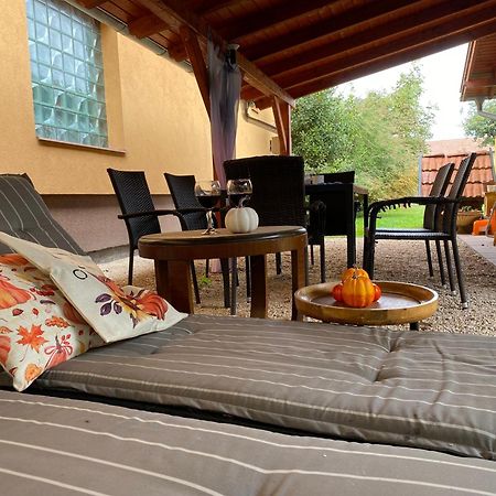 Borostyan Apartmanhaz Mórahalom Extérieur photo