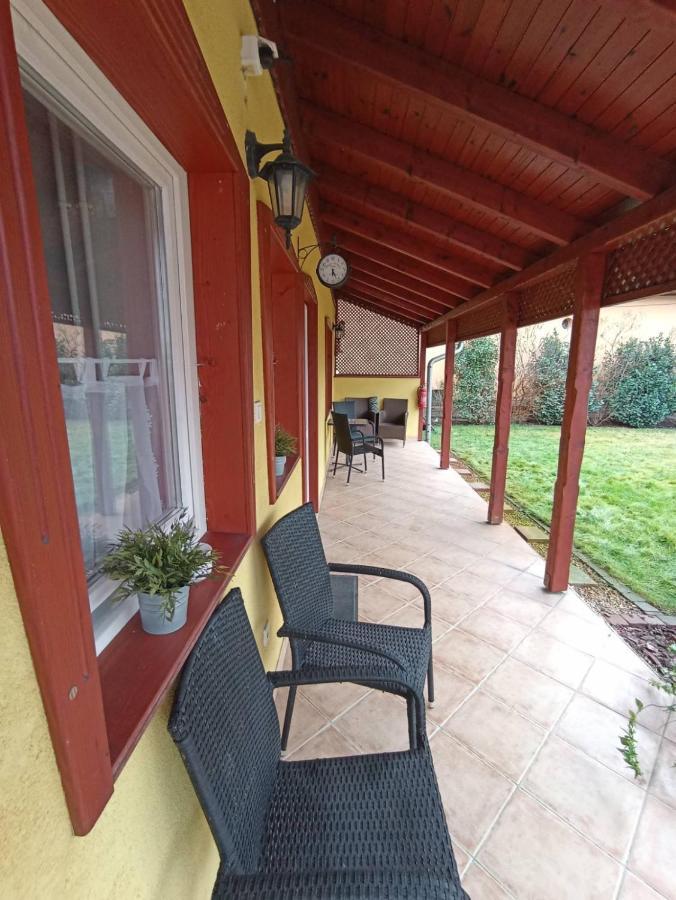 Borostyan Apartmanhaz Mórahalom Extérieur photo