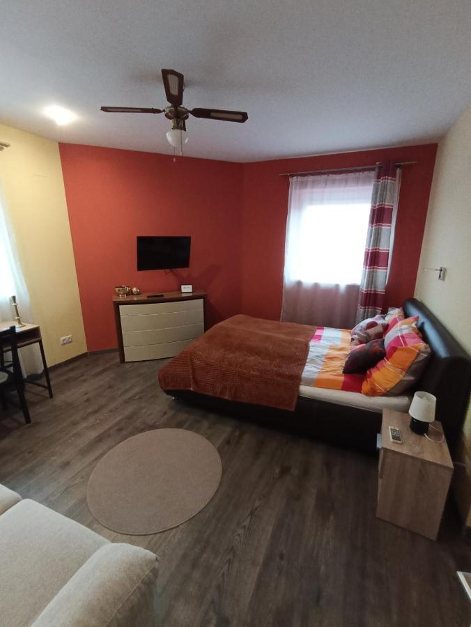 Borostyan Apartmanhaz Mórahalom Extérieur photo