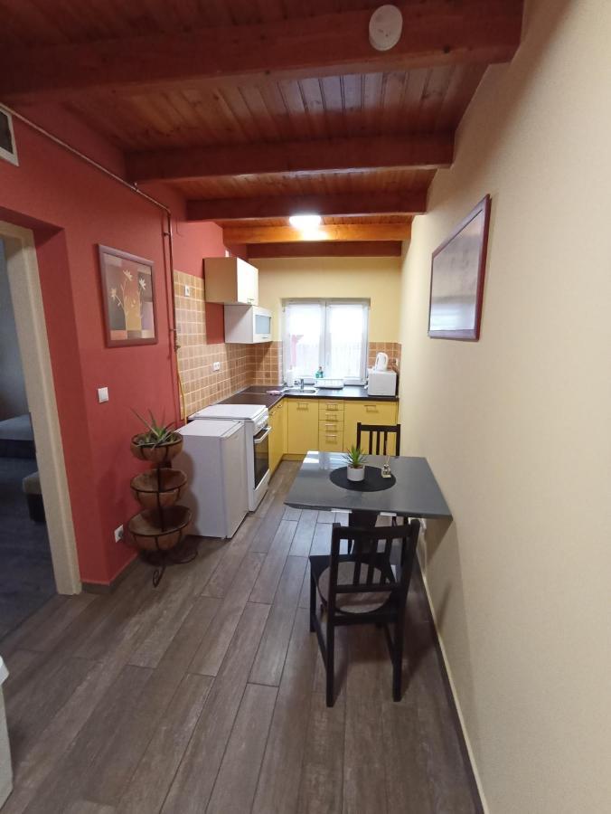 Borostyan Apartmanhaz Mórahalom Extérieur photo