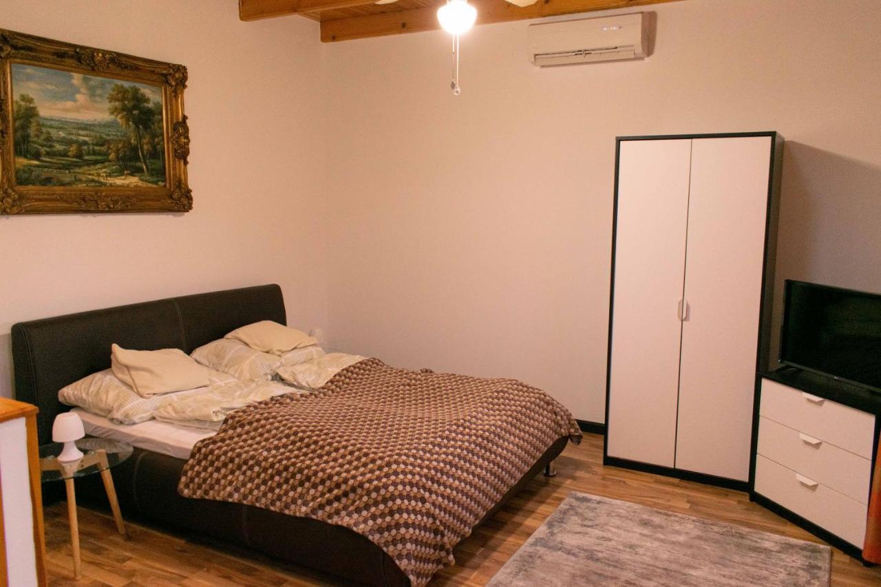Borostyan Apartmanhaz Mórahalom Extérieur photo