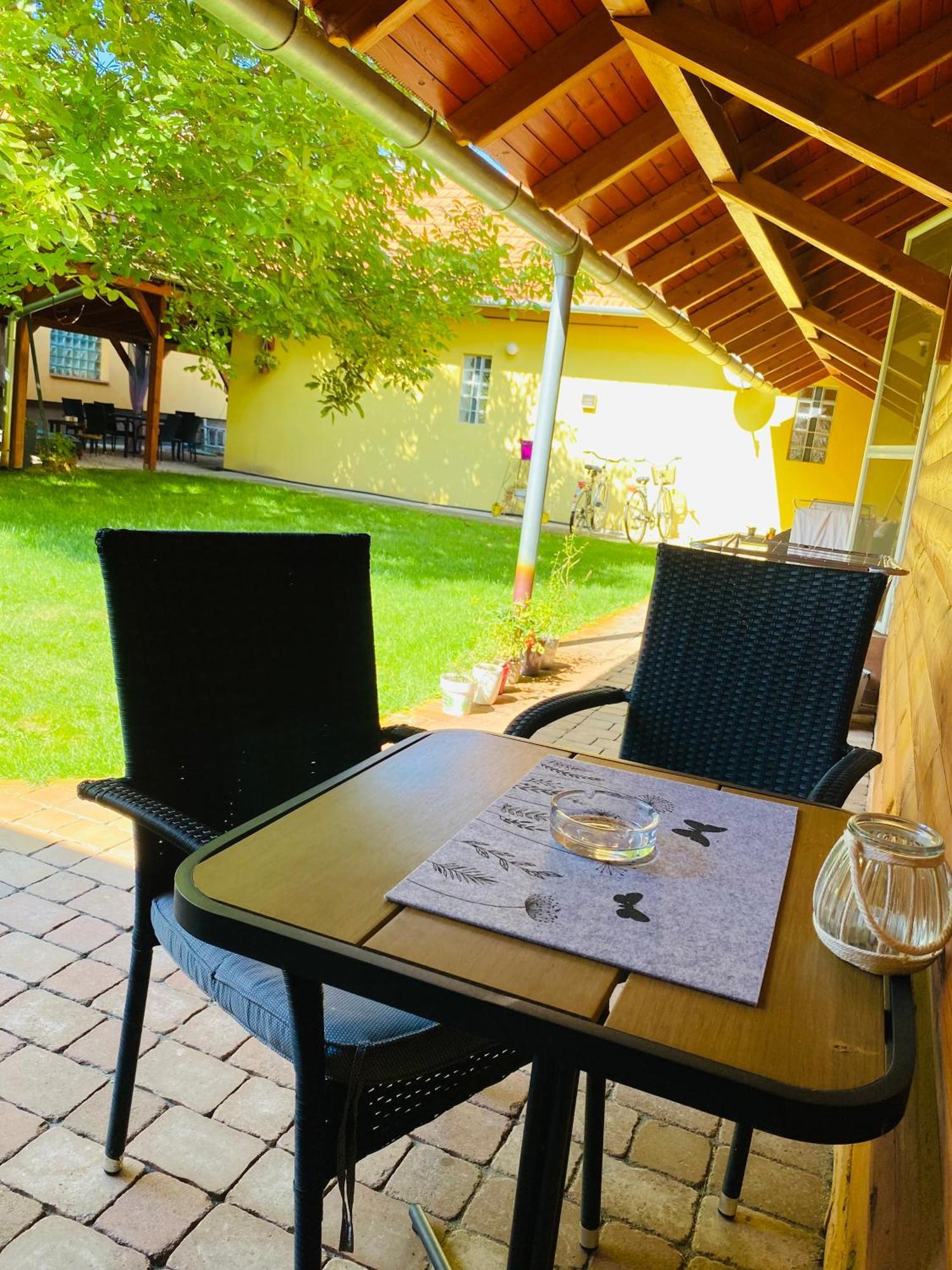 Borostyan Apartmanhaz Mórahalom Extérieur photo