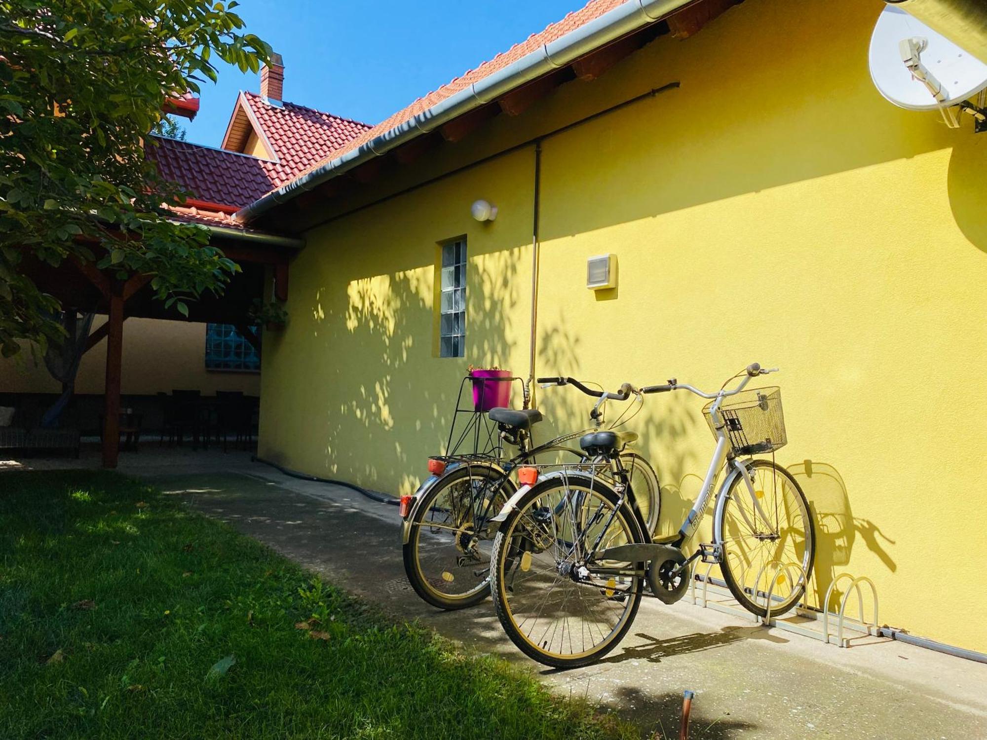 Borostyan Apartmanhaz Mórahalom Extérieur photo